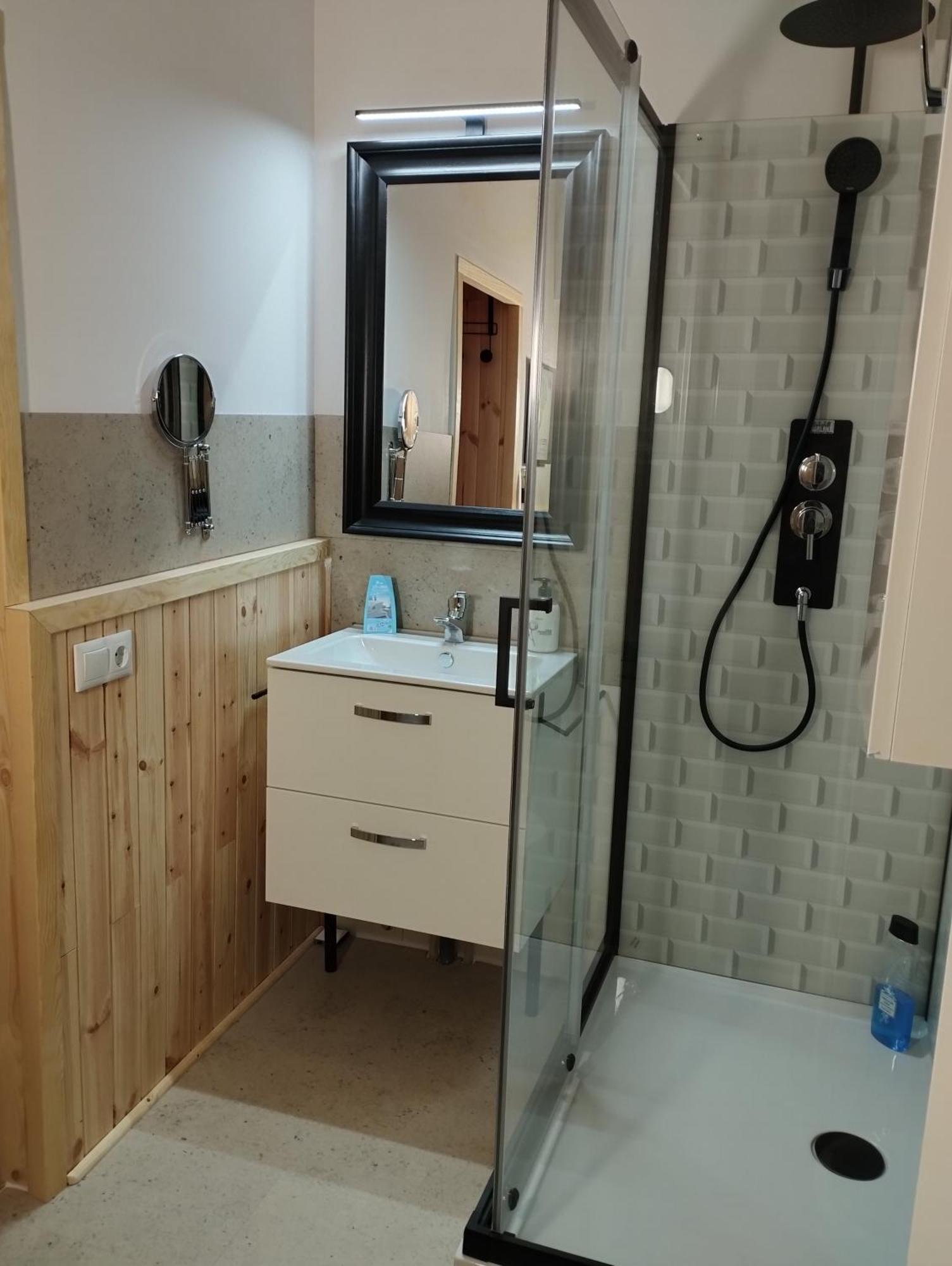 Chambres D'Hotes Chez Catherine A Reus Chambre De Paris Avec Salle De Bains Privee Eksteriør bilde